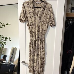 Elegant Beige Snakeskin Midi Dress